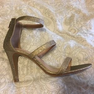 NIB Kelly&Katie Gold Sparkly Skinny Strap Heel